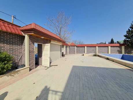7 otaqlı həyət evi/bağ evi - Novxanı q. - 350 m²