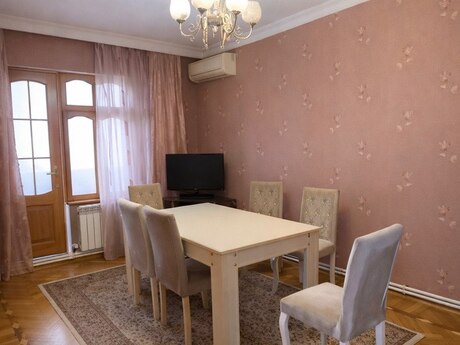 4 otaqlı köhnə tikili - Neftçilər m. - 100 m²