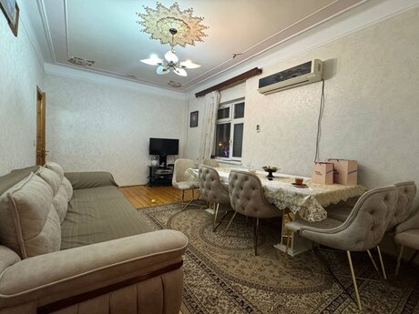 2 otaqlı köhnə tikili - Şah İsmayıl Xətai m. - 50 m²