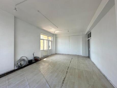 Объявление №6004430 - Баку, м. Элмляр Академиясы, 250 м²