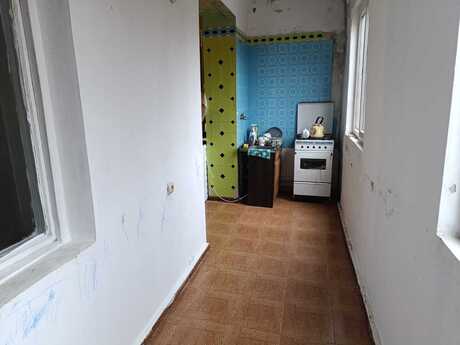 4 otaqlı köhnə tikili - Memar Əcəmi m. - 120 m²