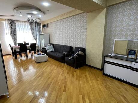 2-комн. новостройка - м. Шах Исмаил Хатаи - 102 м²