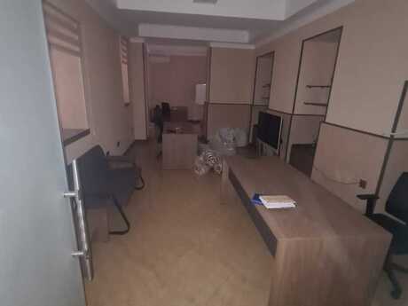 7 otaqlı ofis - İçəri Şəhər m. - 130 m²