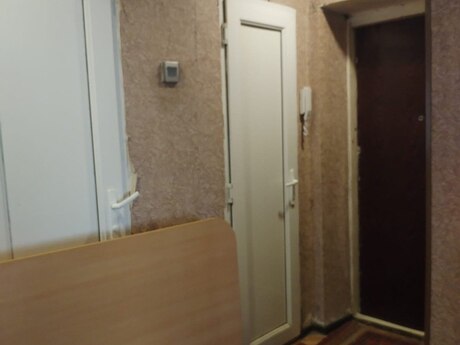 Продаётся 2-комнатная квартира в старом фонде, İnşaatçılar, 58 м², 158 000 AZN, фото 5 / 9