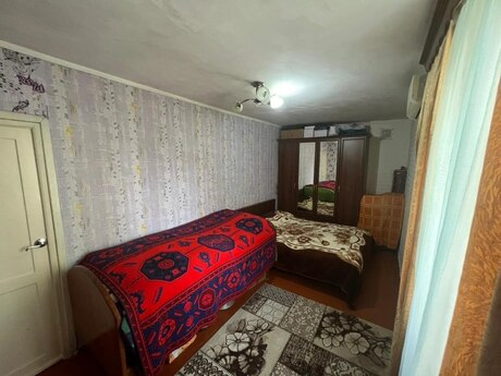 2 otaqlı köhnə tikili - Elmlər Akademiyası m. - 45 m²