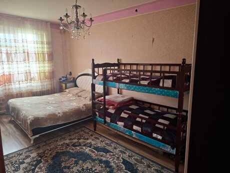 2 otaqlı köhnə tikili - Hövsan q. - 65 m²