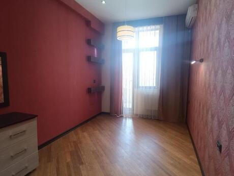 4-room new-build apartment for sale in İnşaatçılar, 170 m², 398 000 AZN, photo 3 / 12