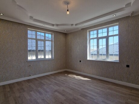 5 otaqlı həyət evi/bağ evi - Zabrat q. - 187 m²