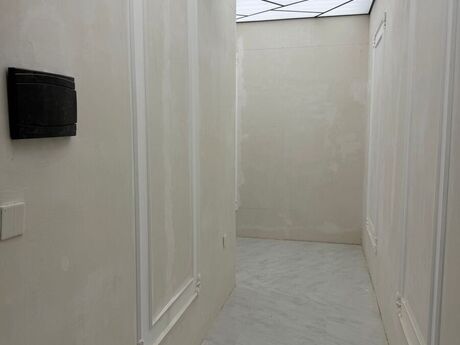 3 otaqlı yeni tikili - Bakıxanov q. - 123 m²