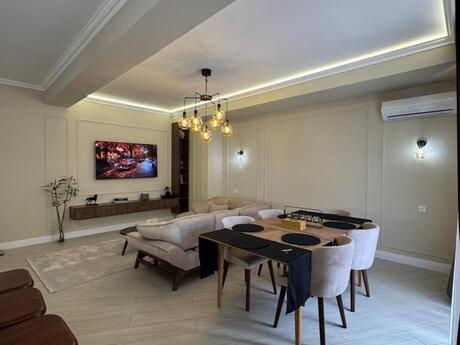 4 otaqlı mənzil, 175 m², 8 Noyabr: 495 000 ₼ 5
