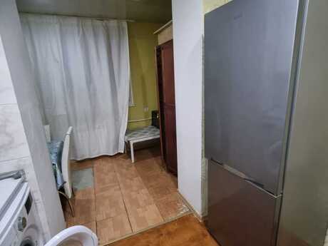 3 otaqlı köhnə tikili - İnşaatçılar m. - 75 m²