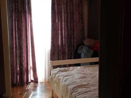 2-room apartment, 51 m², 8 Noyabr: 200 000 ₼ 4
