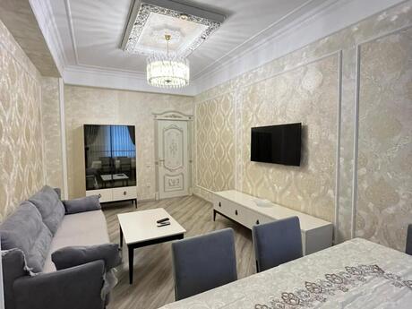 2-комнатная квартира, 77 м², Nərimanov: 290 000 ₼ 2