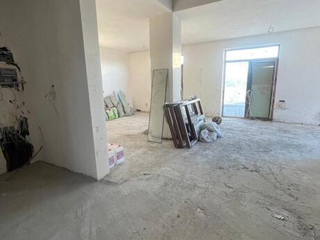3 otaqlı mənzil, 244 m², 28 May: 750 000 ₼ 4