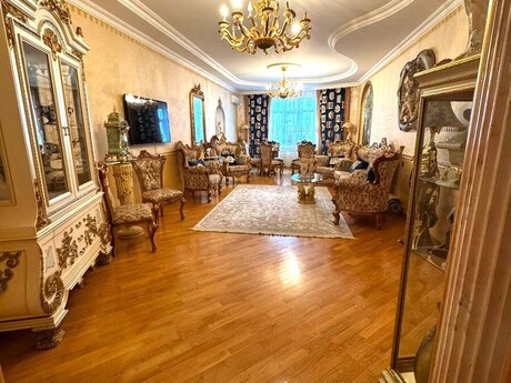 4 otaqlı yeni tikili - Elmlər Akademiyası m. - 186 m²