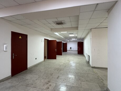 Obyekt - Elmlər Akademiyası m. - 3100 m²