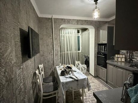 3 otaqlı köhnə tikili - Binəqədi r. - 75 m²