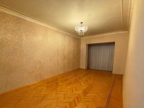 4 otaqlı köhnə tikili - Memar Əcəmi m. - 110 m²