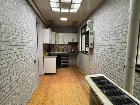 3 otaqlı köhnə tikili - Bakıxanov q. - 55 m²