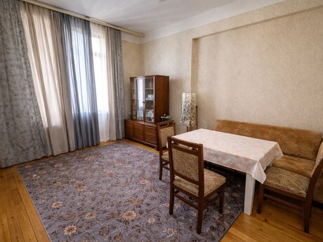 2 otaqlı yeni tikili - İnşaatçılar m. - 59 m²