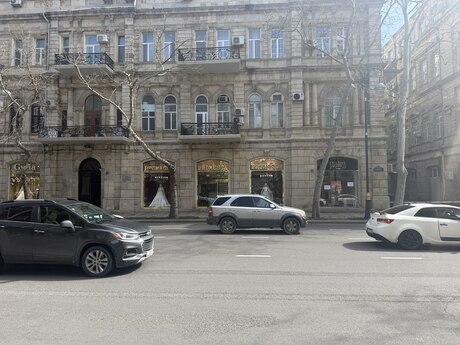 Obyekt - Sahil m. - 191 m²