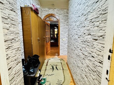 2 otaqlı köhnə tikili - Qara Qarayev m. - 60 m²