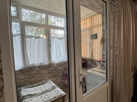 2 otaqlı köhnə tikili - Elmlər Akademiyası m. - 40 m²