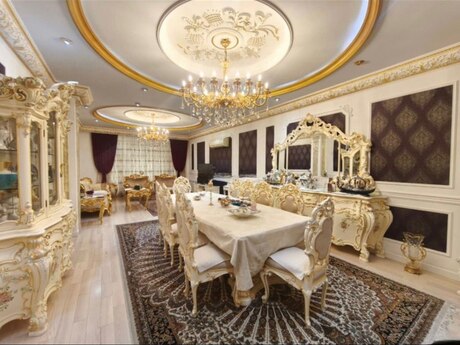 9 otaqlı həyət evi/bağ evi - Azadlıq Prospekti m. - 795 m²