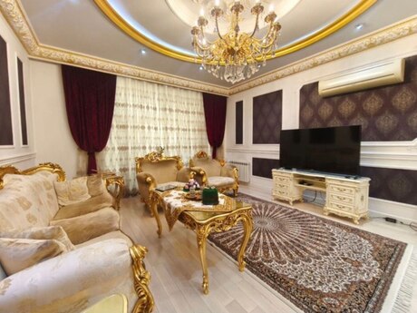 9 otaqlı həyət evi/bağ evi - Azadlıq Prospekti m. - 795 m²