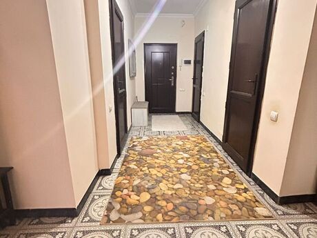 3-комнатная квартира, 82 м², Bakıxanov: 161 000 ₼ 3