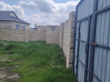 4 otaqlı həyət evi/bağ evi - Saatlı - 143 m²
