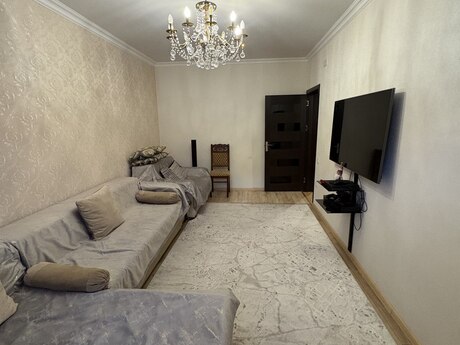 2 otaqlı köhnə tikili - Həzi Aslanov m. - 65 m²