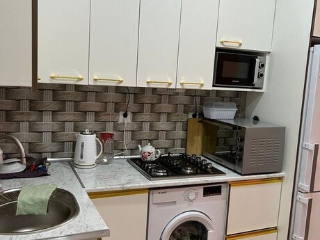 Satılır 2 otaqlı yeni tikili 43 m², Xırdalan