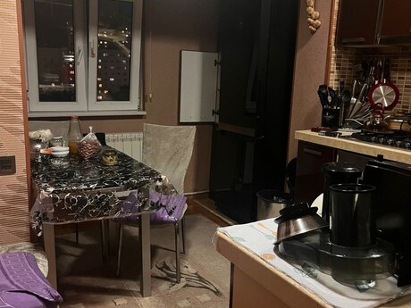 3 otaqlı köhnə tikili - Köhnə Günəşli q. - 85 m²