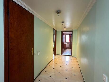 4 otaqlı köhnə tikili - Sahil m. - 111 m²