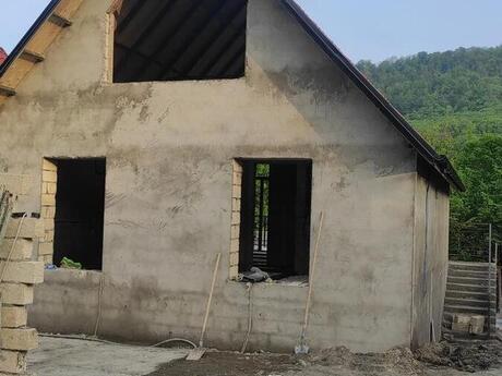 Satılır 4 otaqlı həyət evi/bağ evi 100 m², Quba