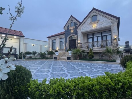 Satılır 5 otaqlı həyət evi/bağ evi 160 m², Mərdəkan q.