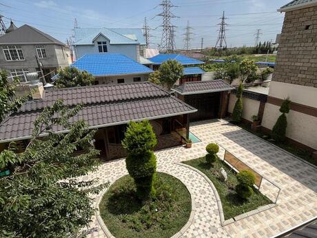 6 otaqlı həyət evi/bağ evi - Zabrat q. - 200 m²