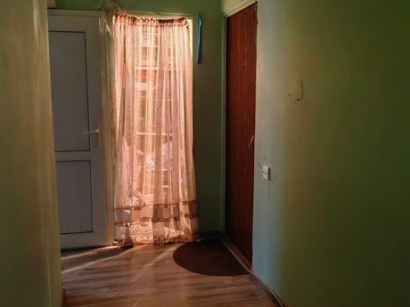 2 otaqlı köhnə tikili - Həzi Aslanov m. - 65 m²