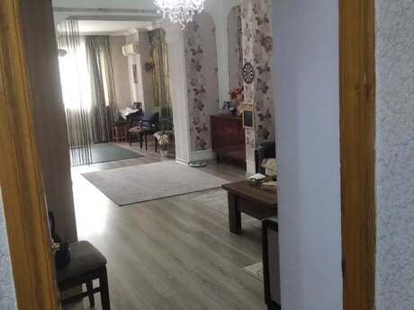 2 otaqlı köhnə tikili - Nərimanov r. - 70 m²
