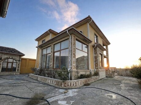 Elan №6006804 - Bakı, Atyalı q., 8 otaqlı, 320 m²