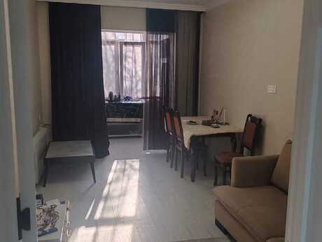 Объявление №6006829 - Баку, пос. Бакиханова, 2-комн., 55 м², 2/5 этаж