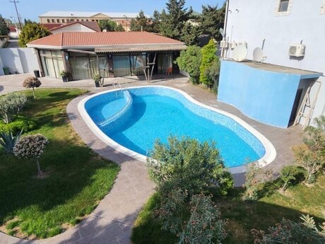 5 otaqlı həyət evi/bağ evi - Şüvəlan q. - 460 m²