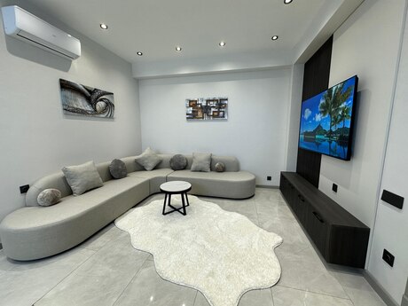 3 otaqlı yeni tikili - 28 May m. - 100 m²