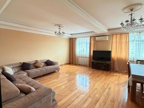 4 otaqlı köhnə tikili - Əhmədli m. - 100 m²