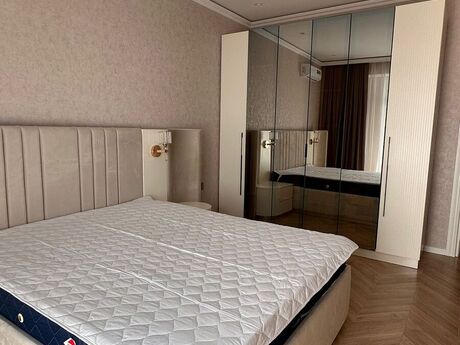 2 otaqlı yeni tikili - 8 Noyabr m. - 108 m²