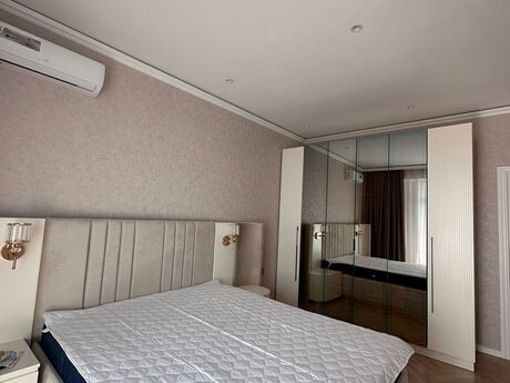 2 otaqlı yeni tikili - 8 Noyabr m. - 108 m²