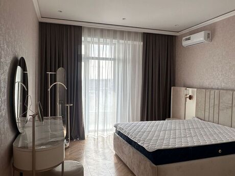 2 otaqlı yeni tikili - 8 Noyabr m. - 108 m²