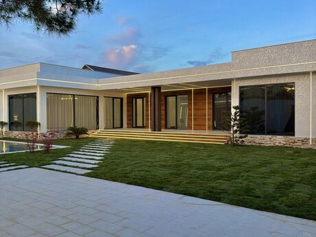 5 otaqlı həyət evi/bağ evi - Mərdəkan q. - 250 m²