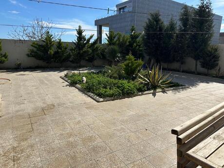 3 otaqlı həyət evi/bağ evi - Şıxov q. - 130 m²